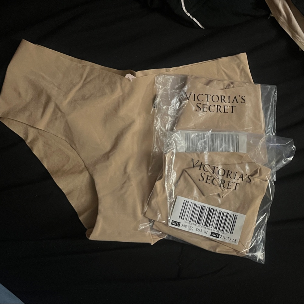 Victoria's Secret Tan Seamless hip hugger panties